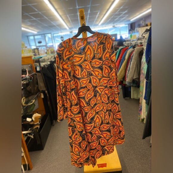 Lularoe Large Sarah Open Maxi Cover - Picture 3 of 3